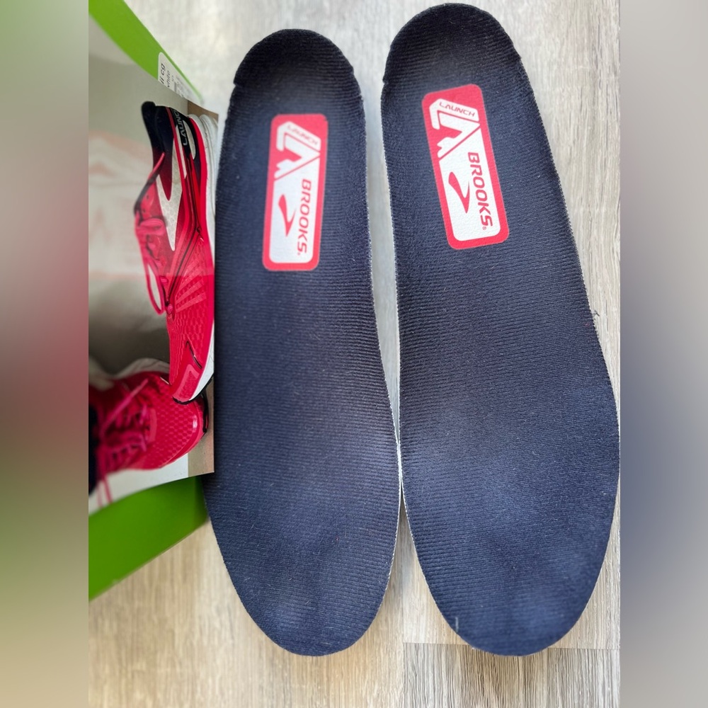 Brooks woman’s clean preowned Running shoe US size 8 - Picture 3 of 7